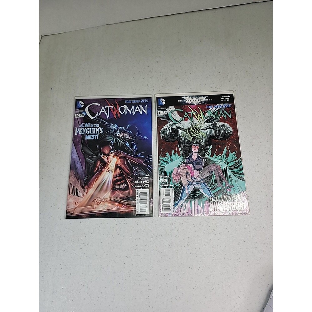 Catwoman Comic Lot Of 2 DC Comics 2012/2013 #11 #20